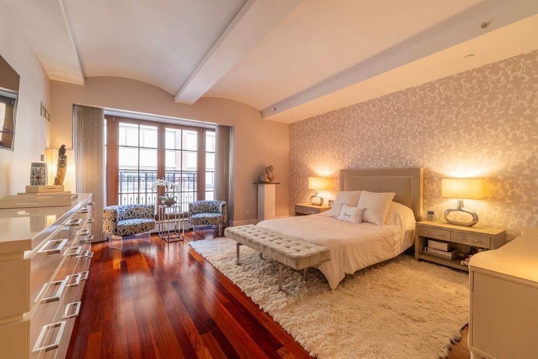 43 West 64th Street