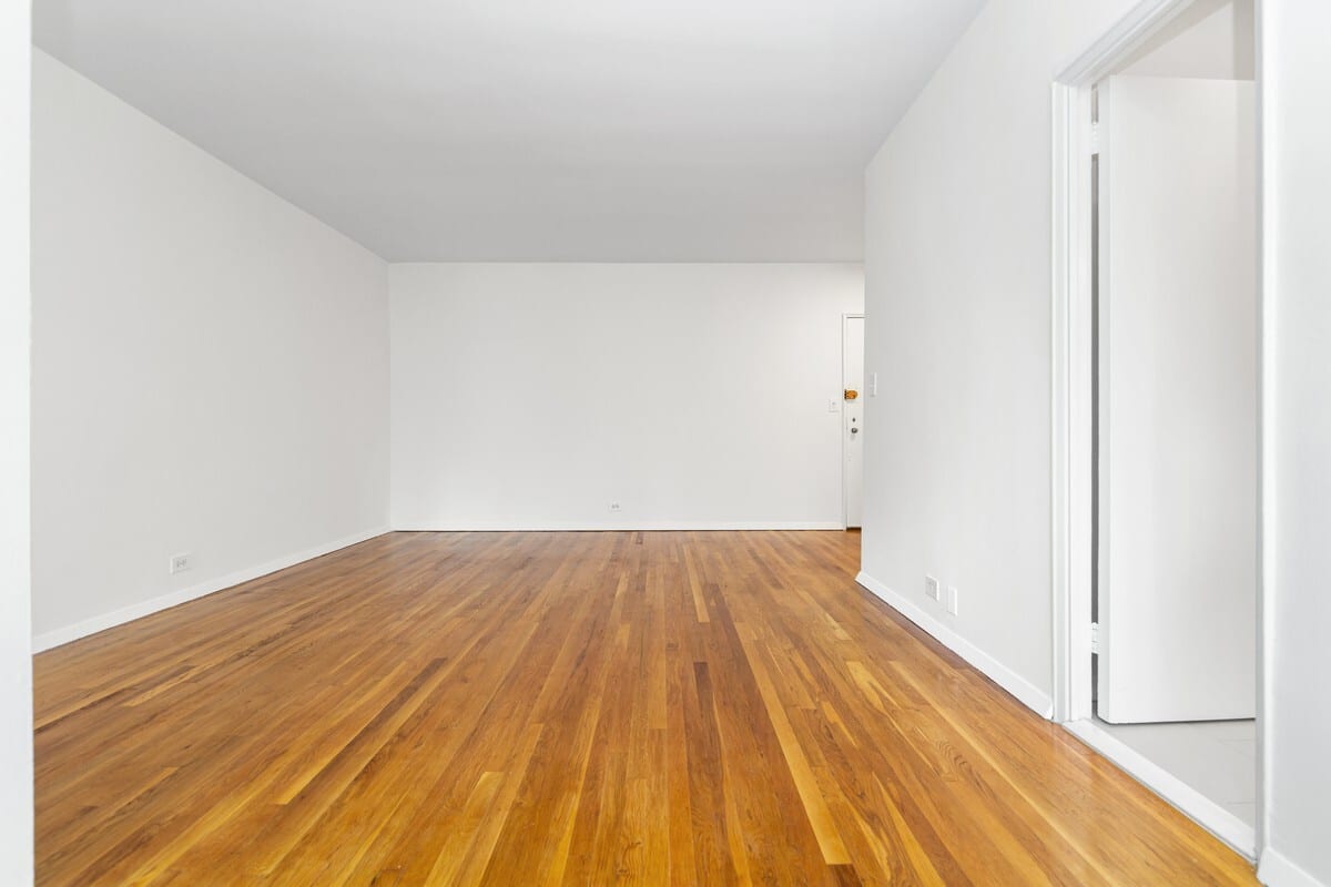 242 East 38th Street
