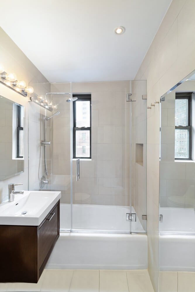 242 East 38th Street