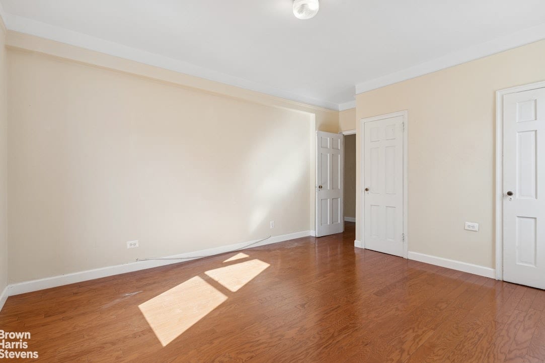 110-31 73rd Road