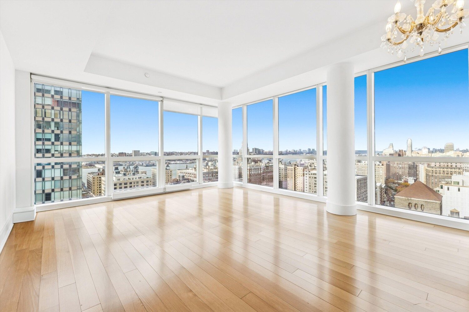 2628 Broadway