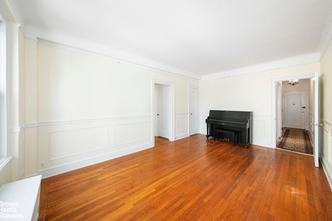 255 West End Avenue