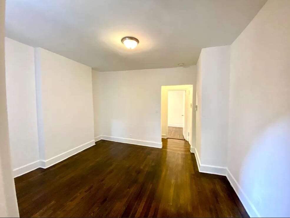 247 East 39th Street