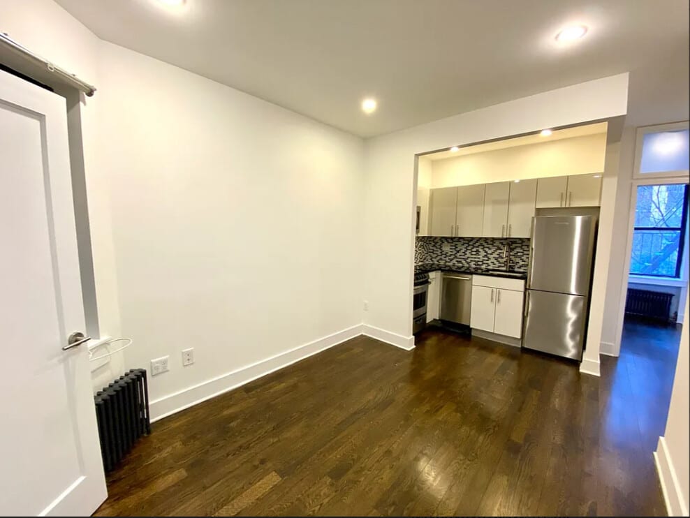 245 East 39th Street