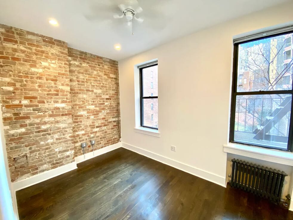 245 East 39th Street