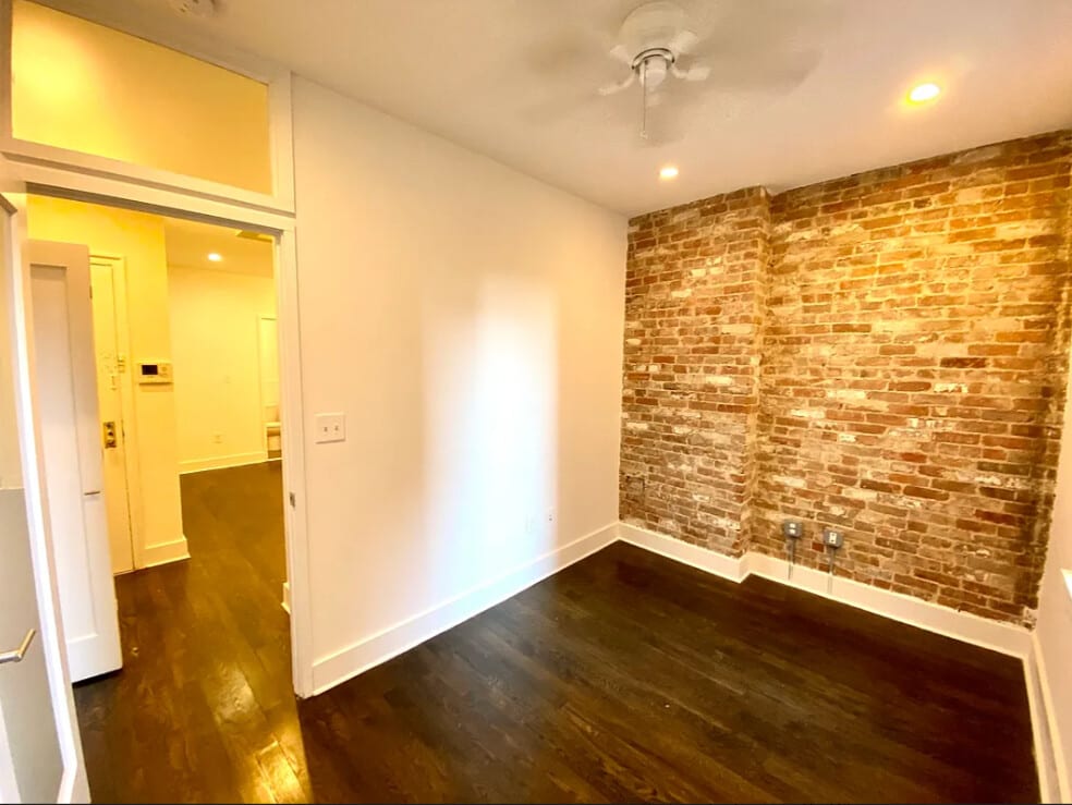 245 East 39th Street
