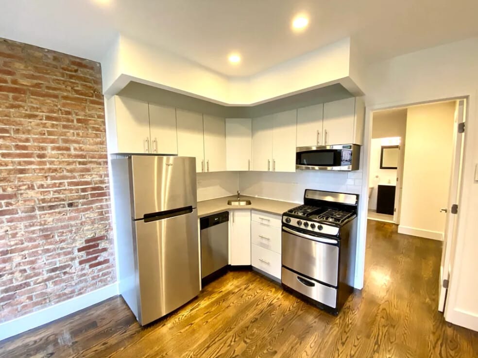 245 East 39th Street