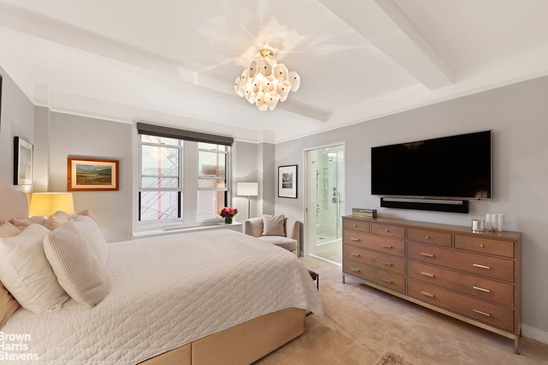 11 West 69th Street