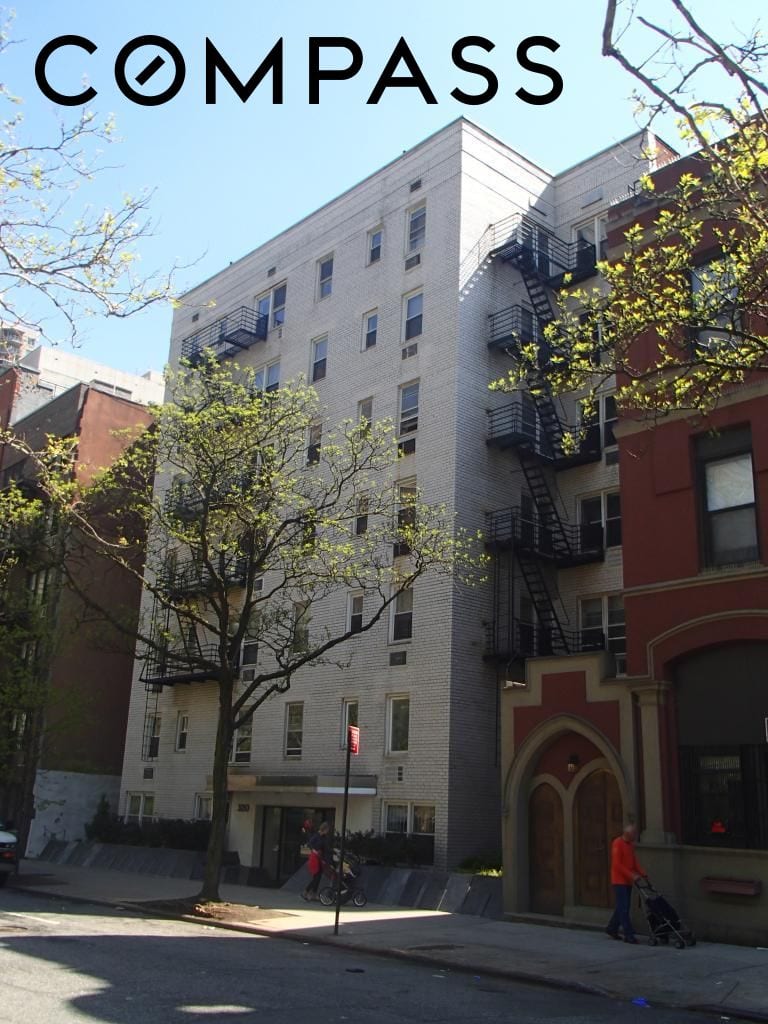 320 East 35th Street