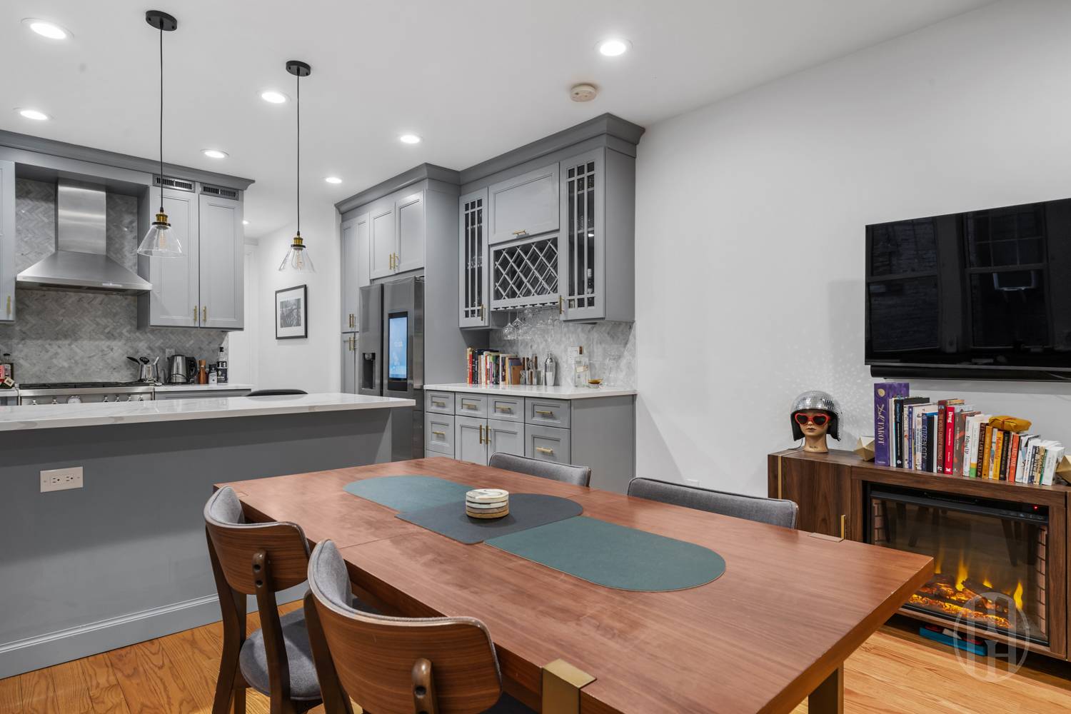 370 Central Park West