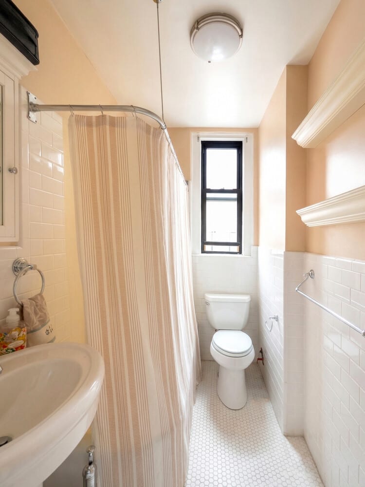 28 West 69th Street