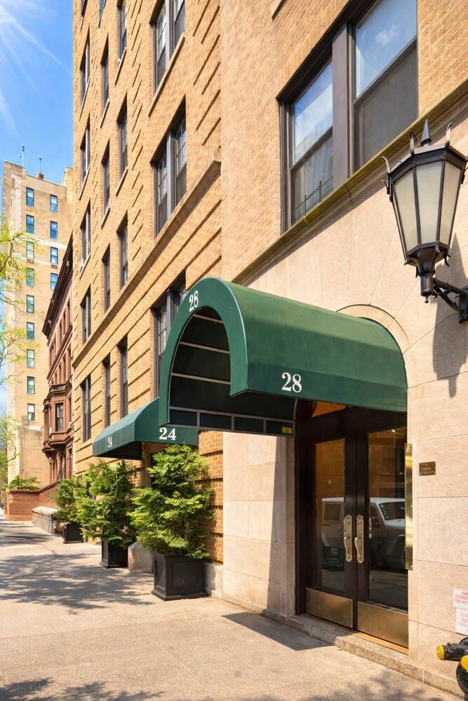 28 West 69th Street