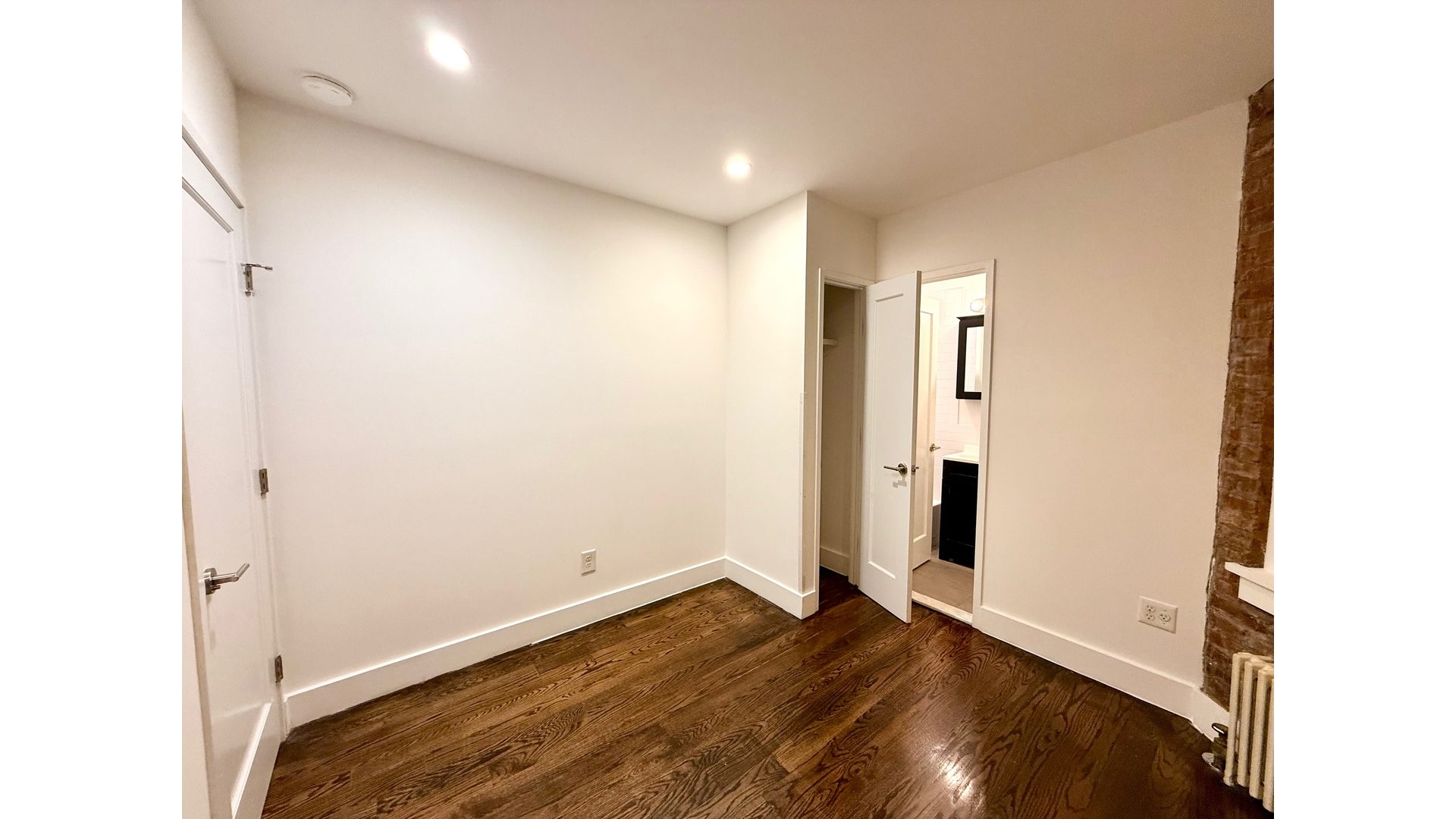 247 East 39th Street