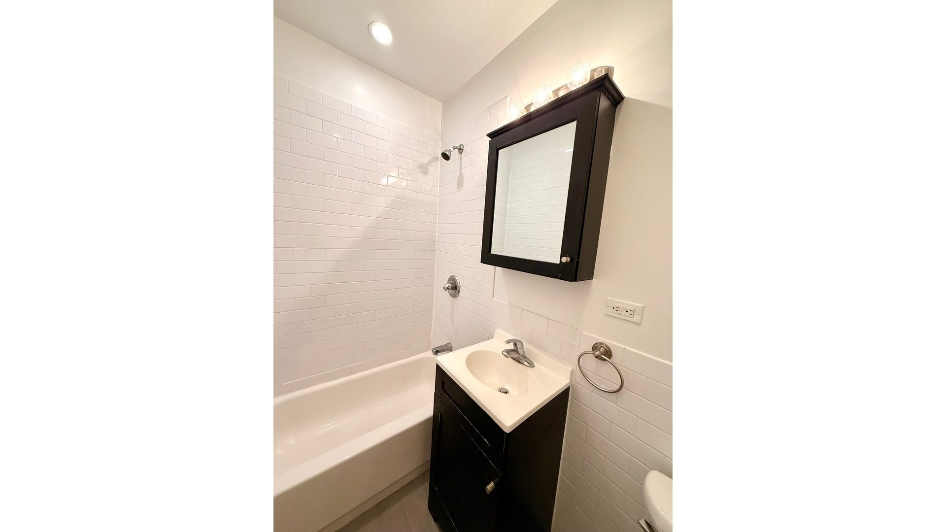 247 East 39th Street