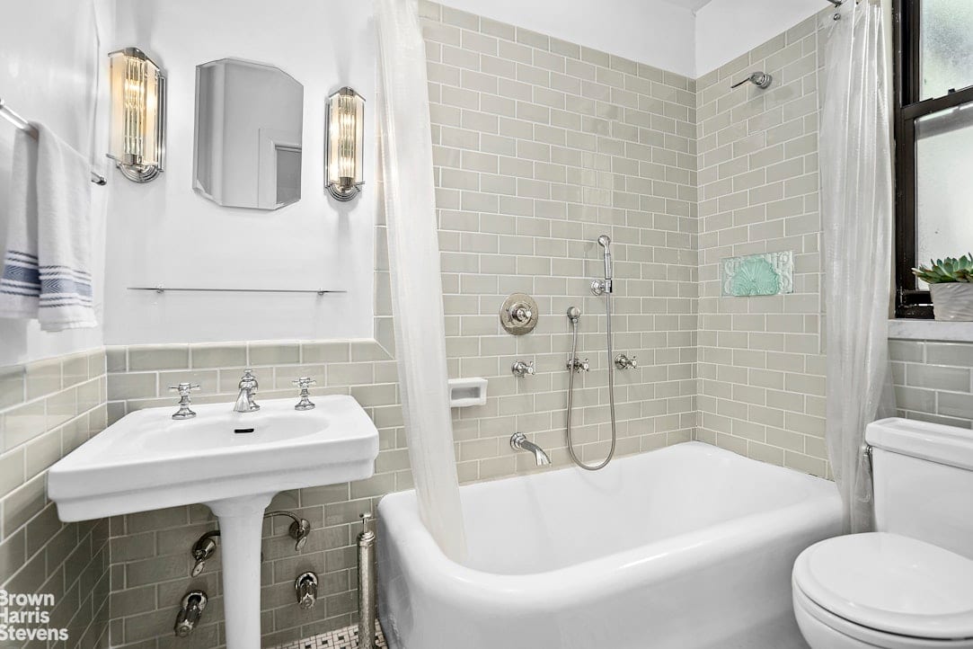 461 West 44th Street