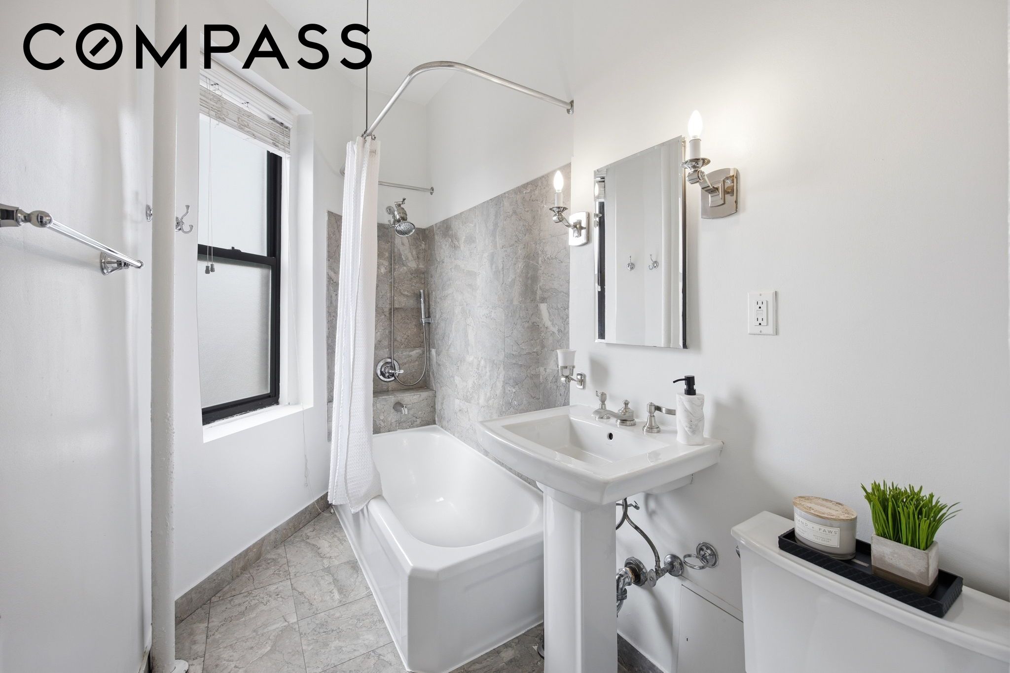 485 Central Park West