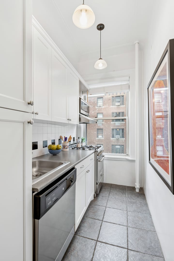 246 West End Avenue