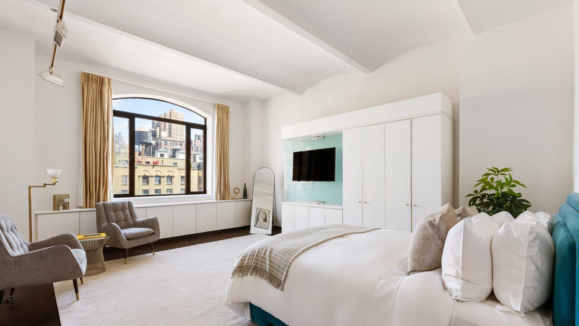 27 West 67th Street