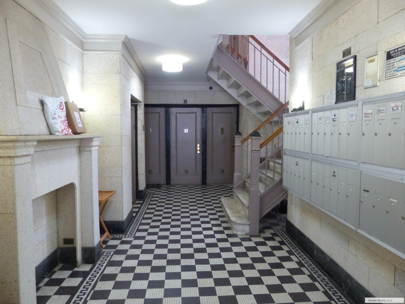 325 West 71st Street