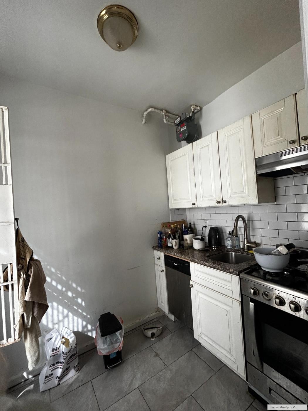 325 West 71st Street