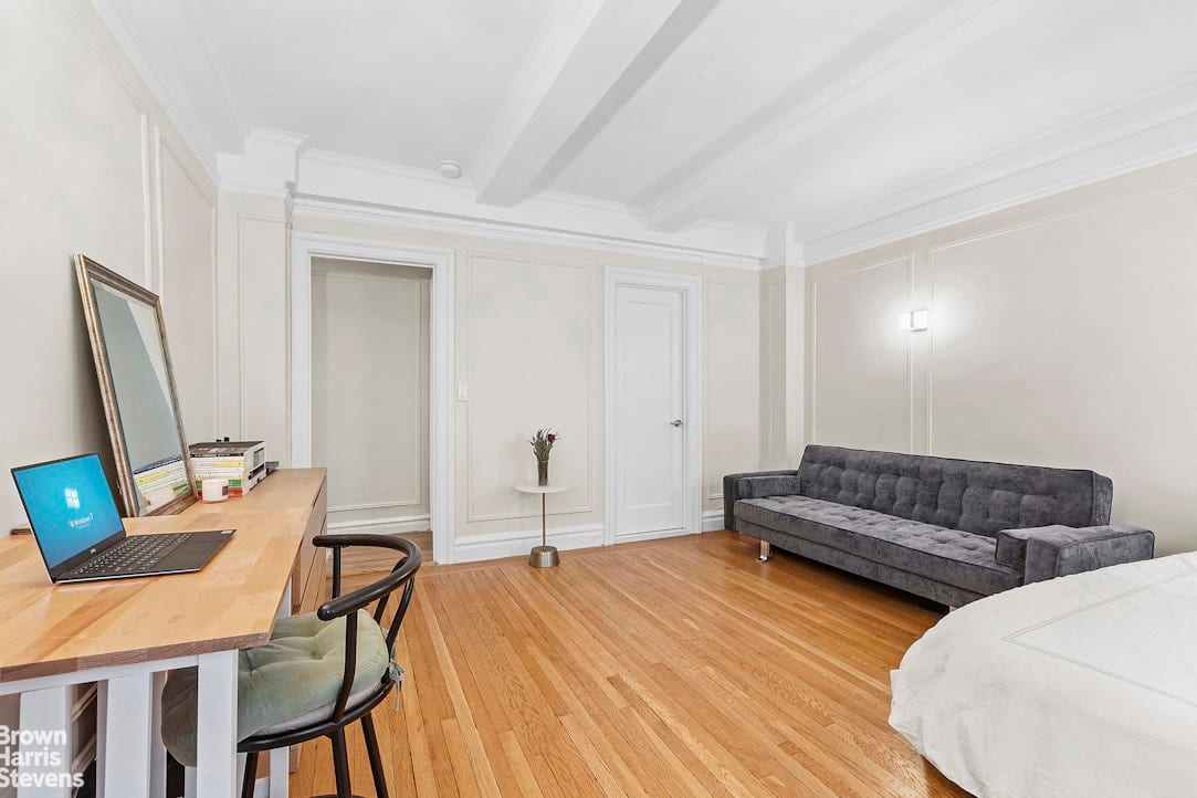 17 West 64th Street