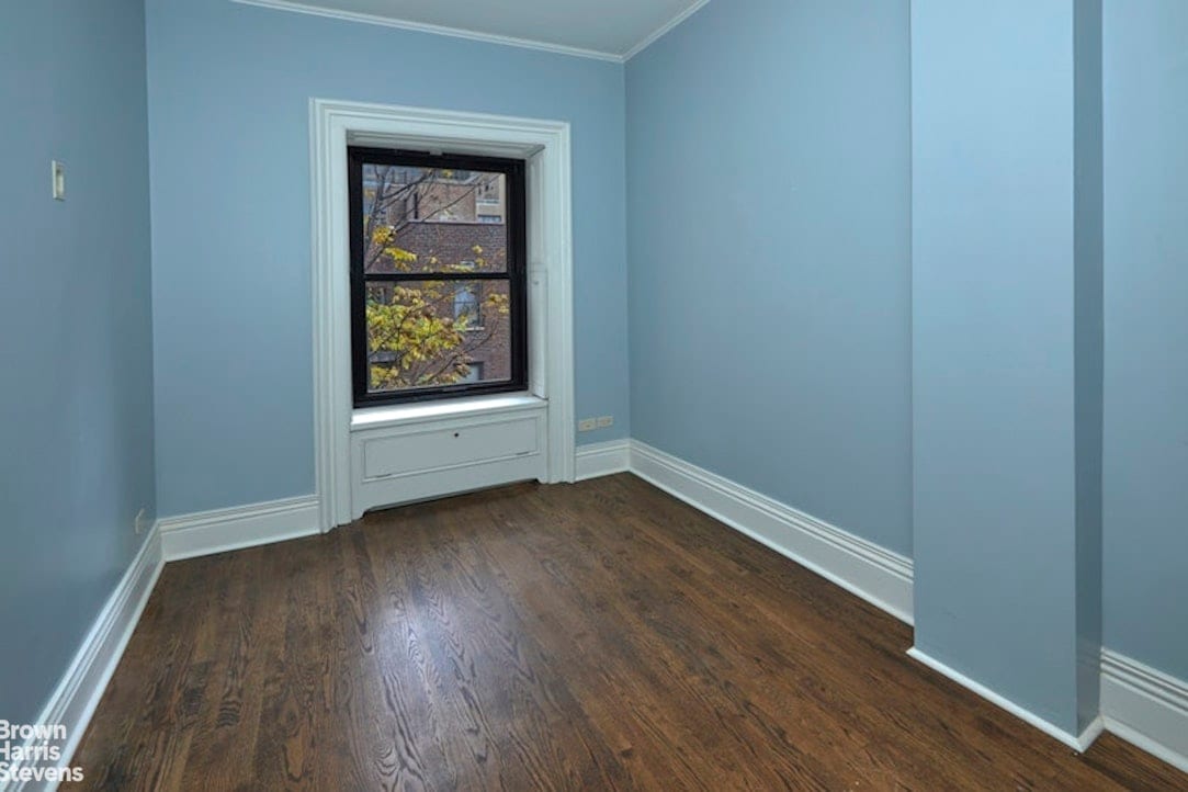 23 East 37th Street