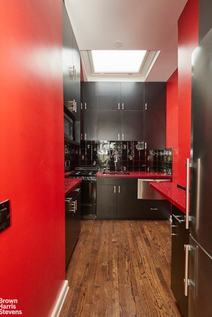 23 East 37th Street