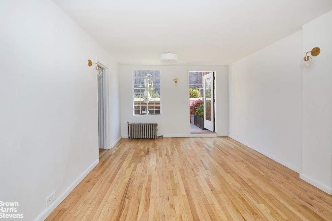 318 East 41st Street