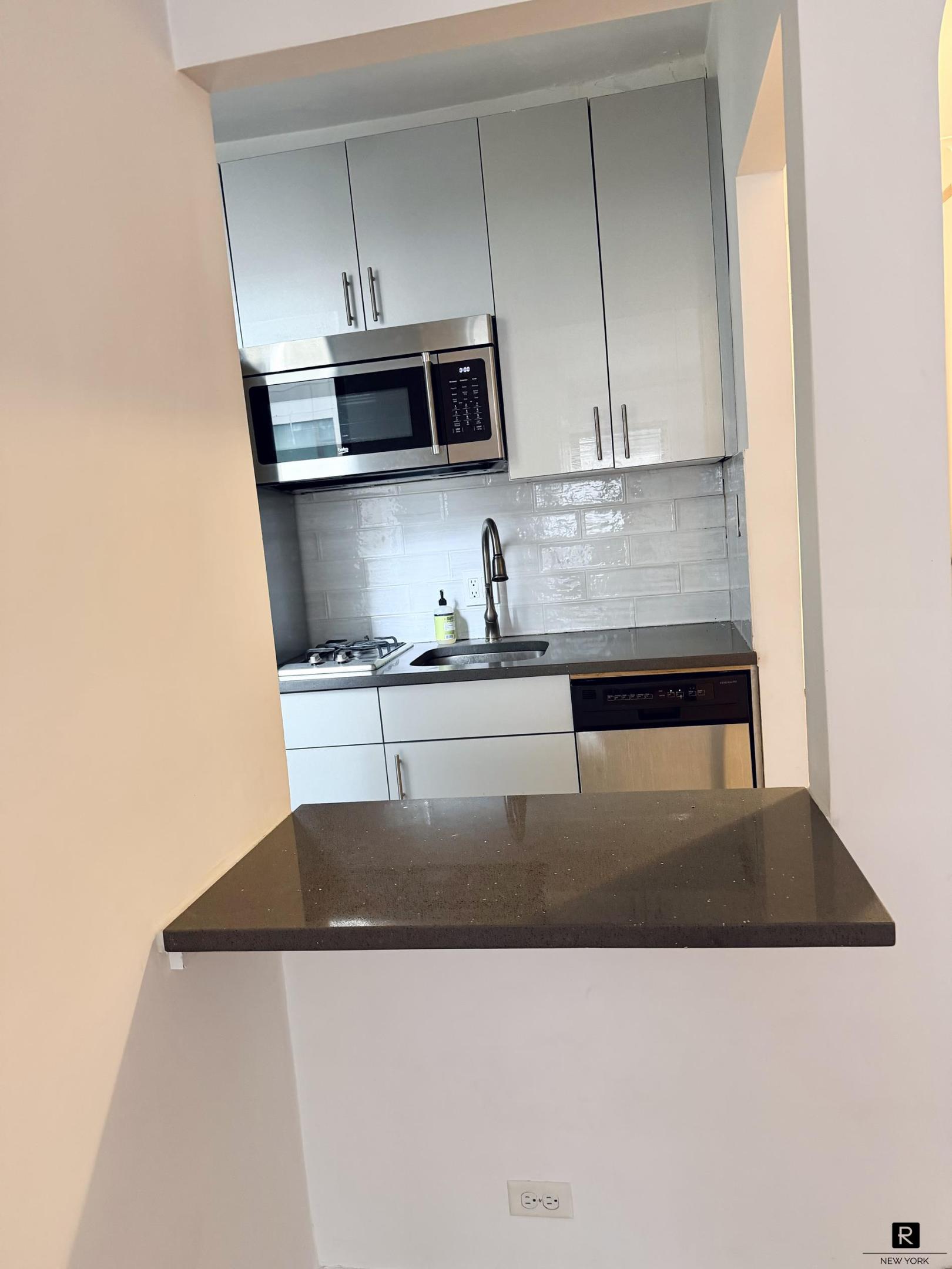 29 West 65th Street