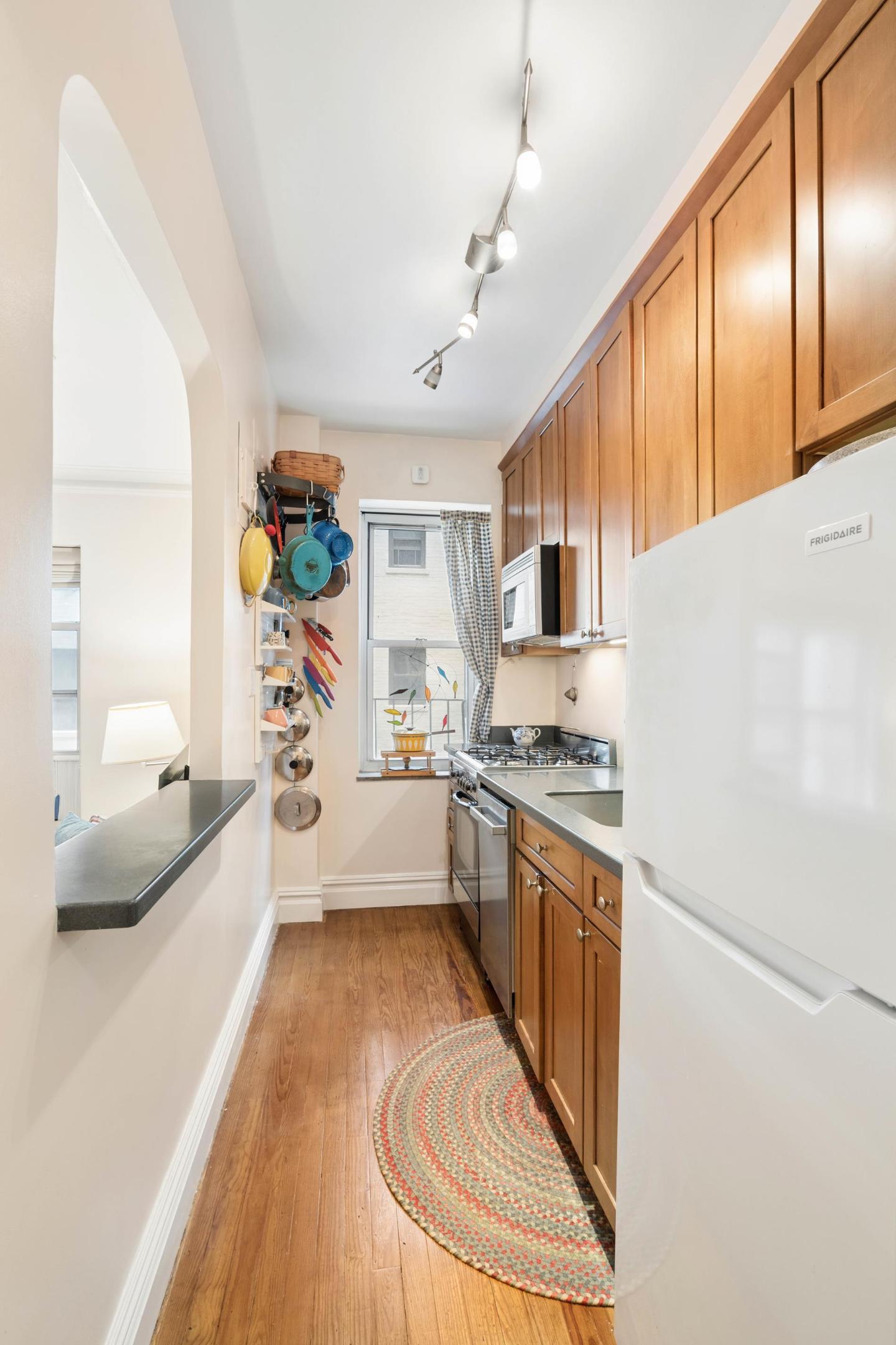 29 West 64th Street