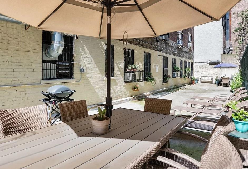29 West 64th Street