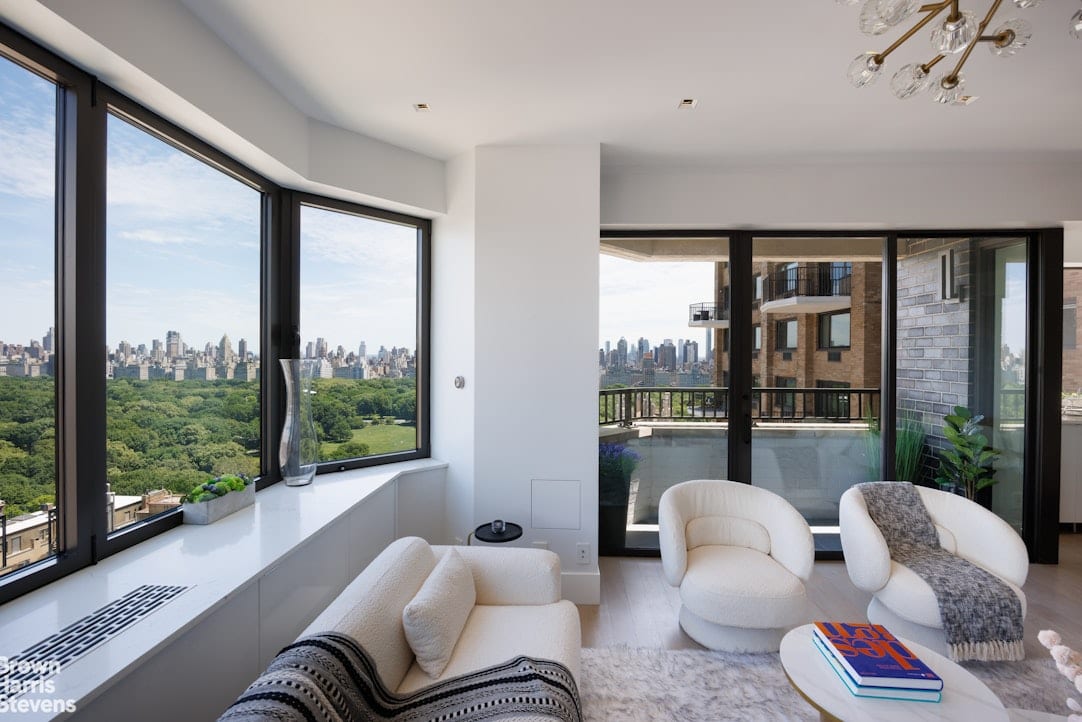 22 West 66th Street