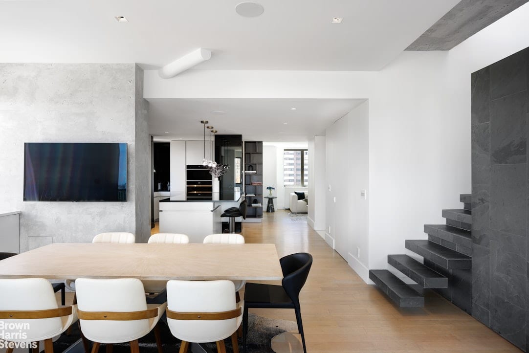 22 West 66th Street