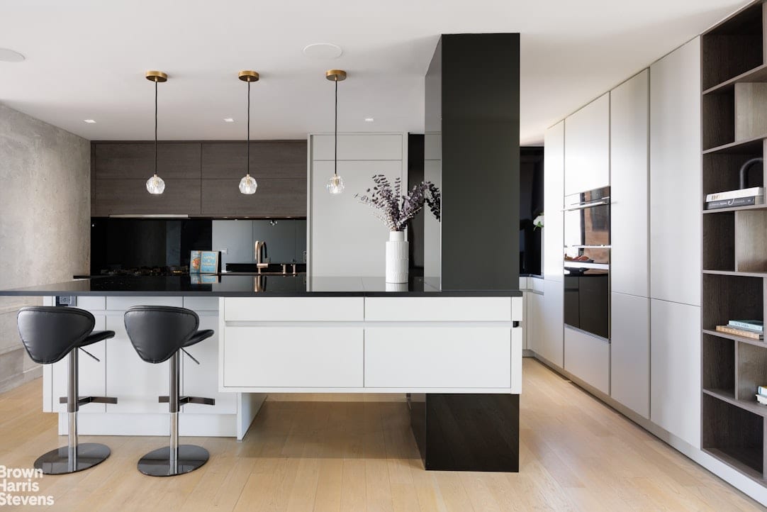 22 West 66th Street
