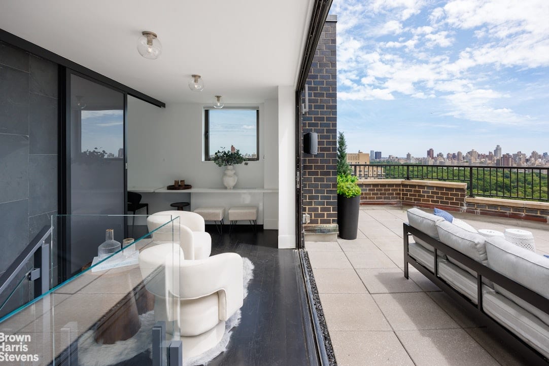 22 West 66th Street