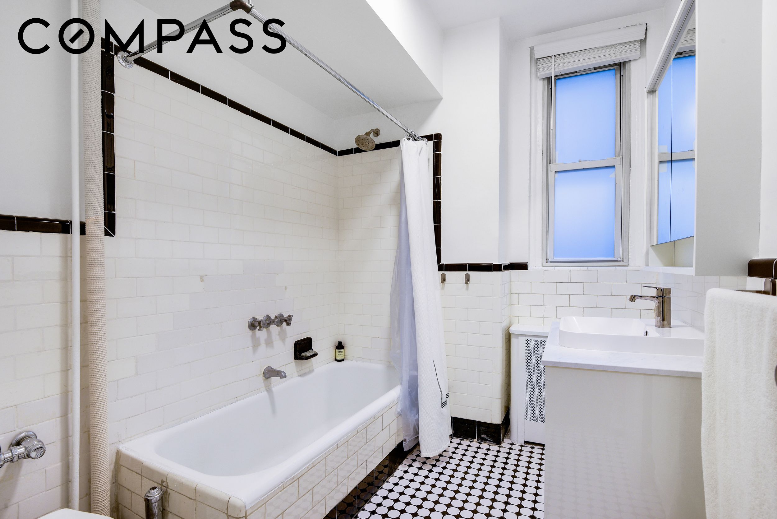 264 Lexington Avenue