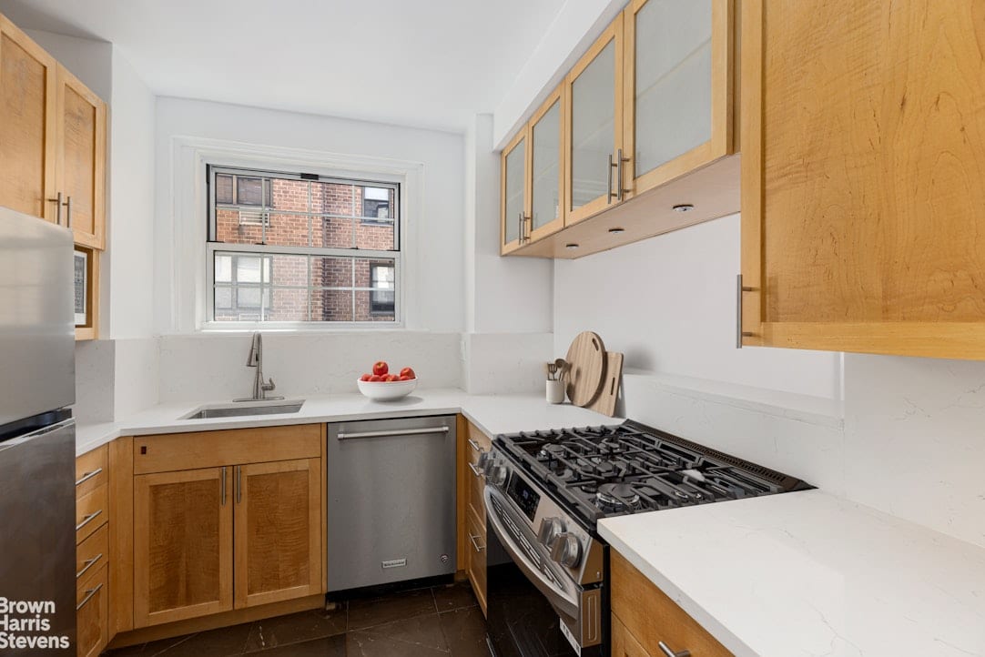 310 East 41st Street