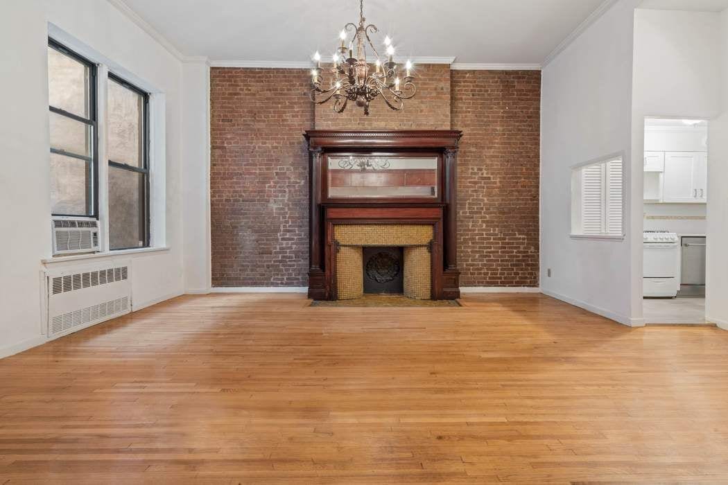 24 West 68th Street