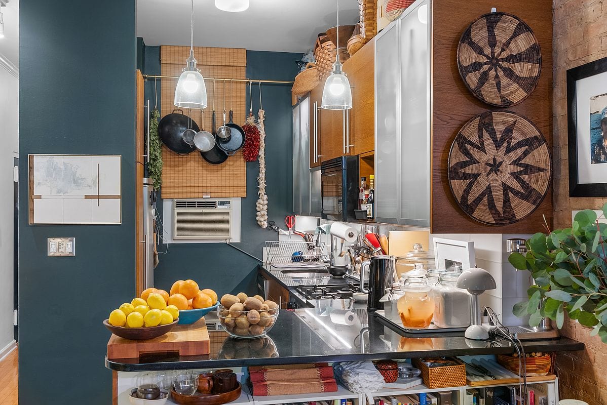 406 West 46th Street