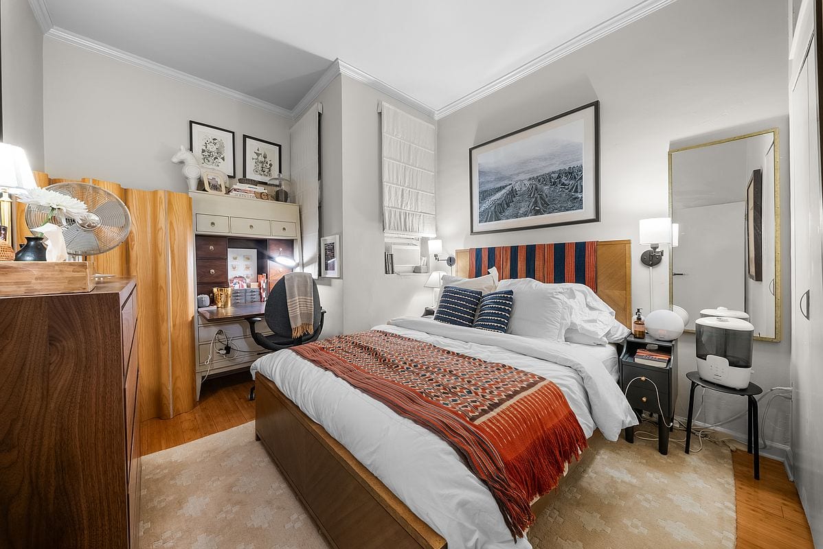 406 West 46th Street