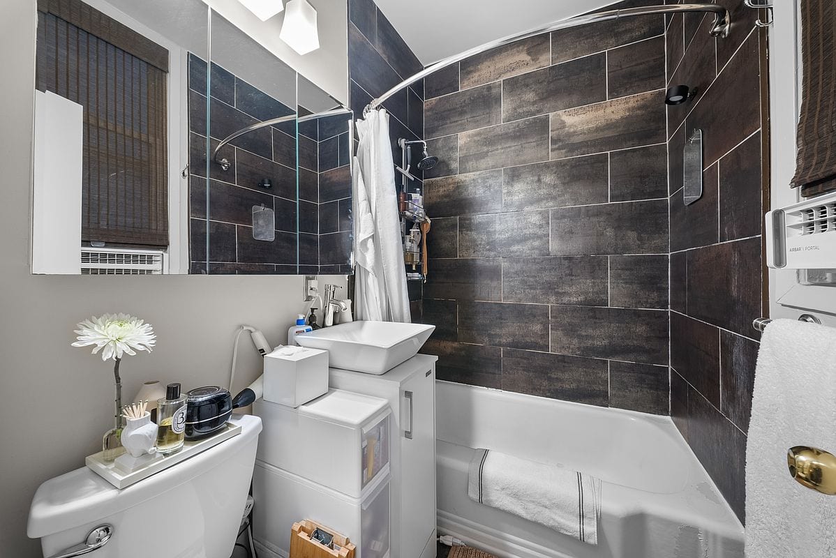 406 West 46th Street