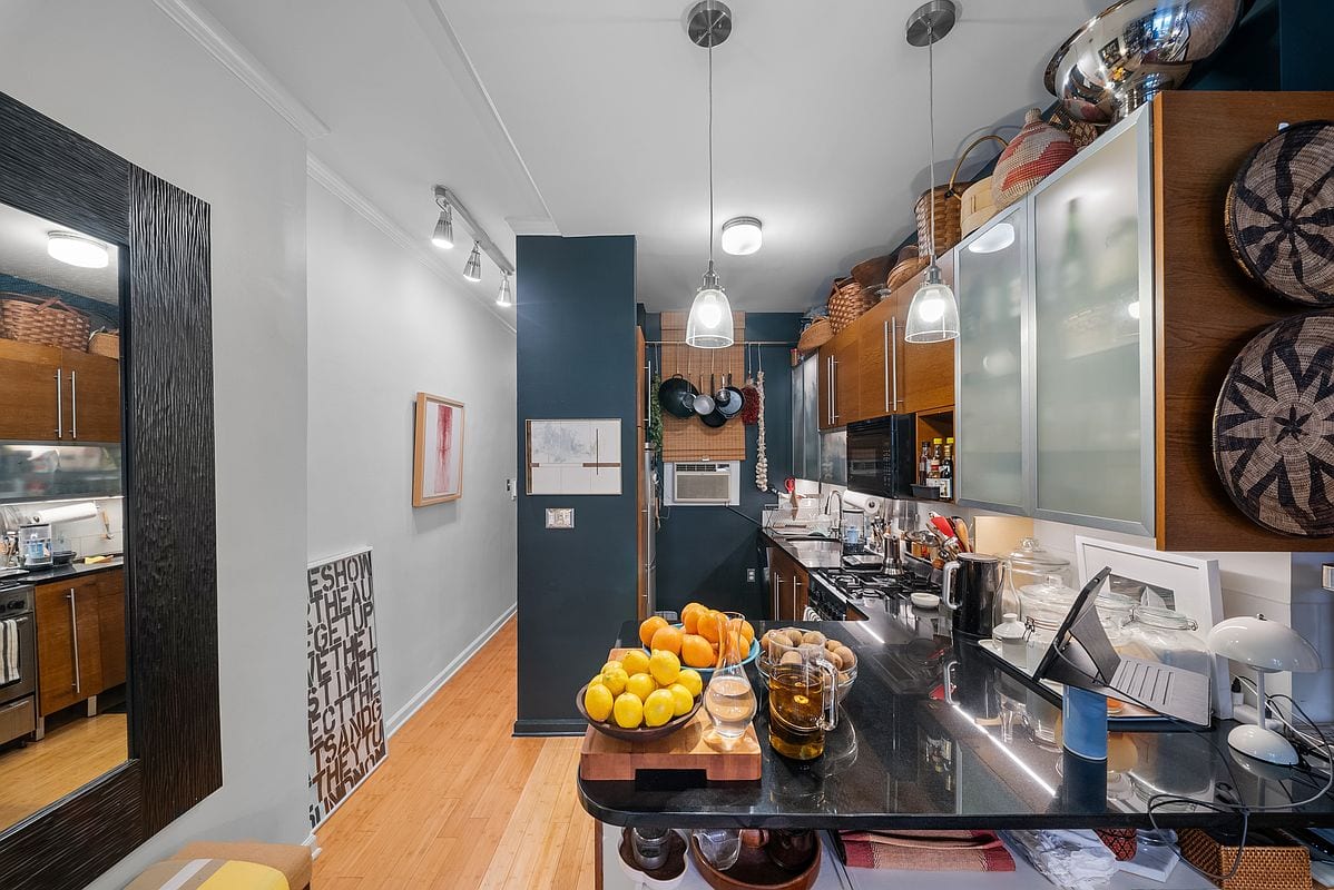 406 West 46th Street