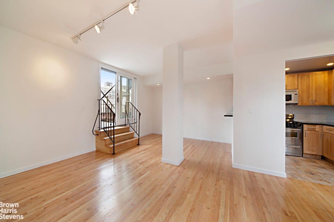 260 West 72nd Street