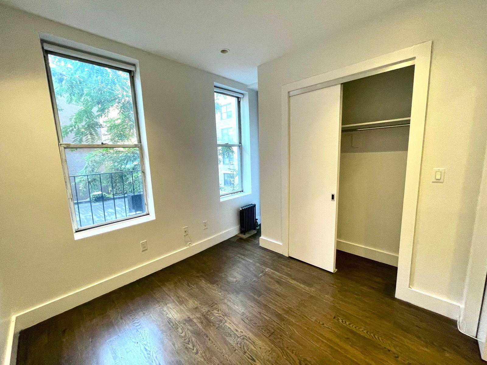 442 Tenth Avenue
