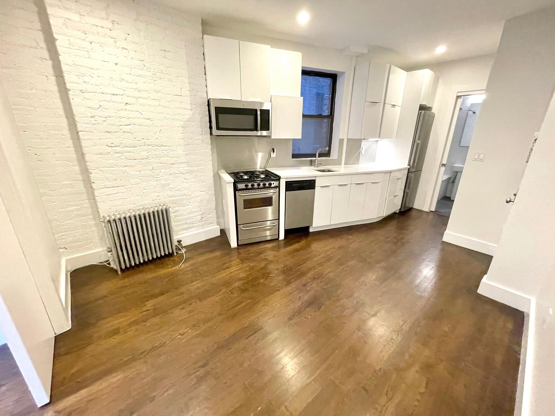 442 Tenth Avenue