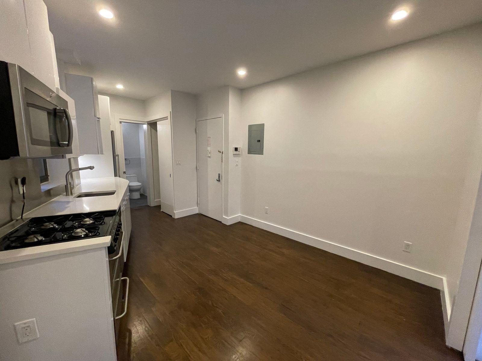 442 Tenth Avenue