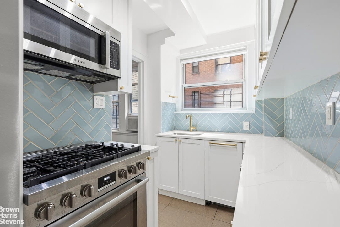 310 East 41st Street