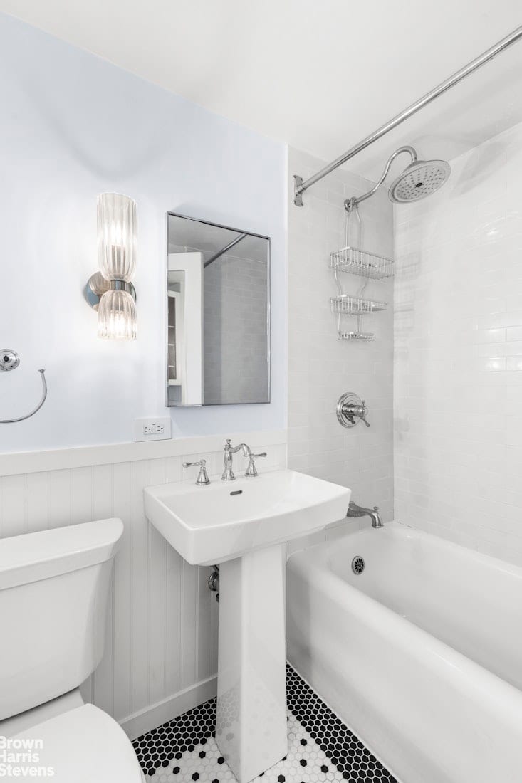 310 East 41st Street