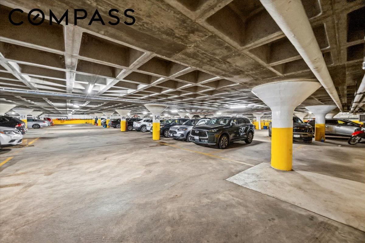61-20 Grand Central Parkway
