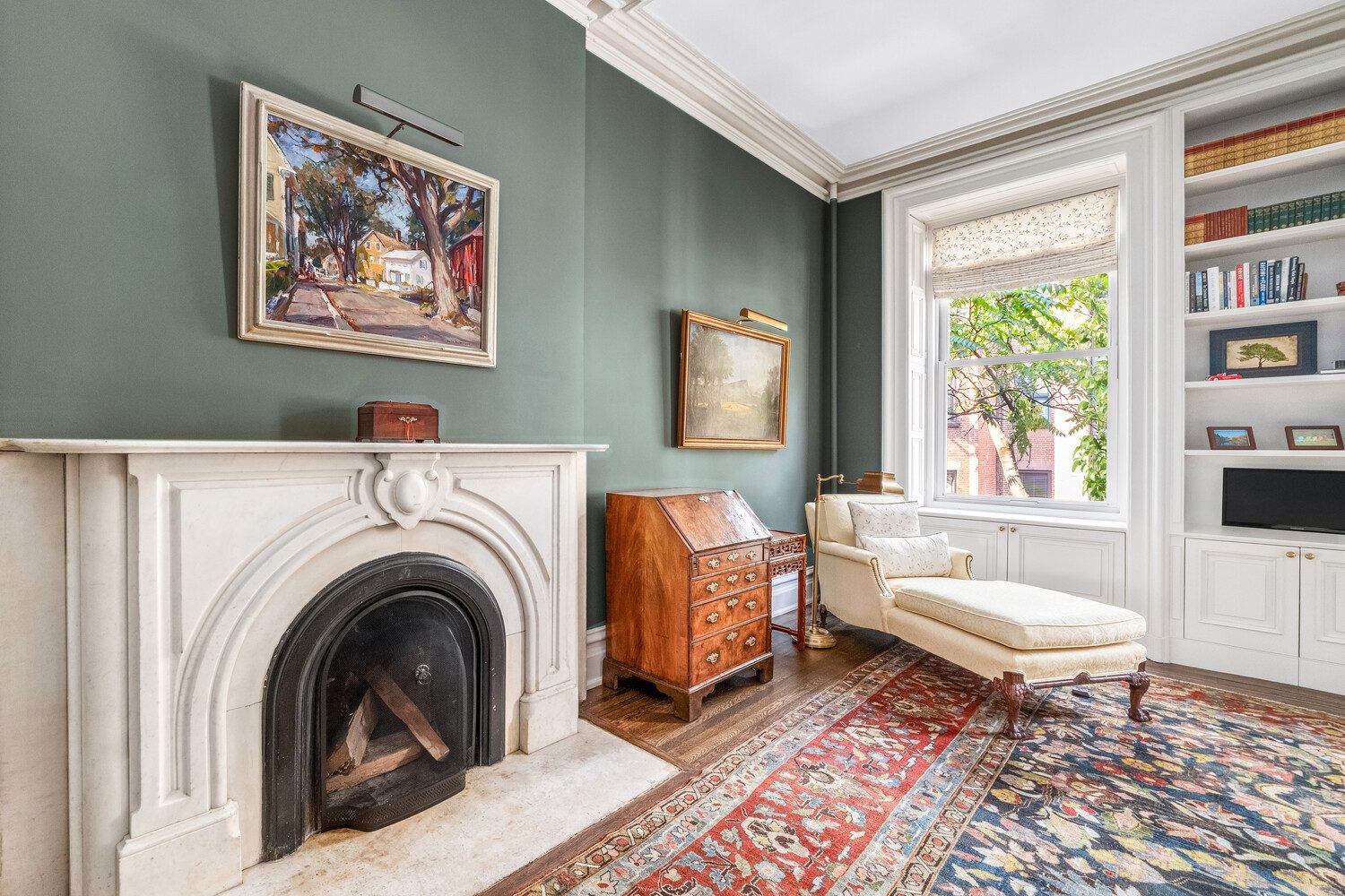 23 East 37th Street